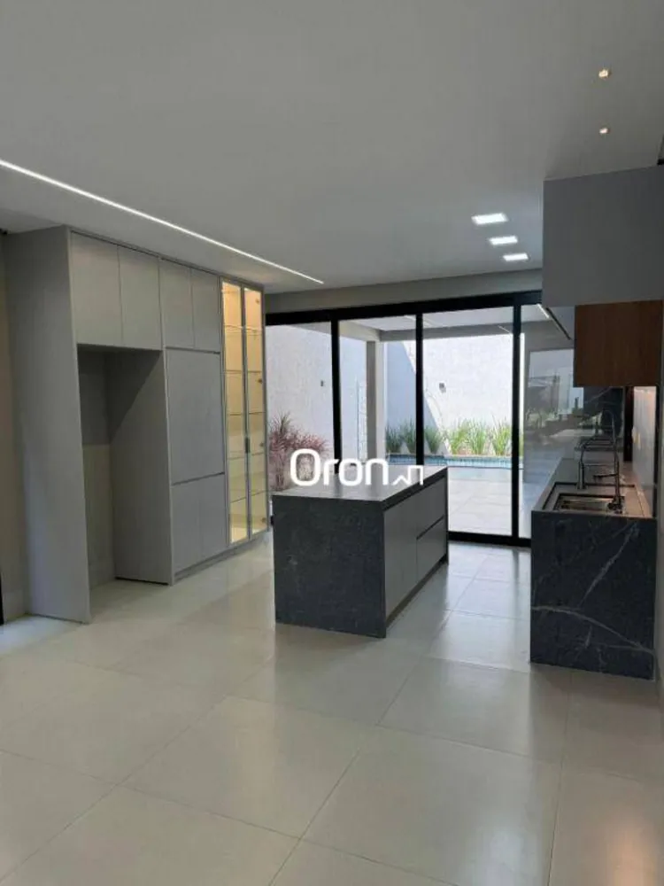 Sobrado, 3 quartos, 175 m² - Foto 1