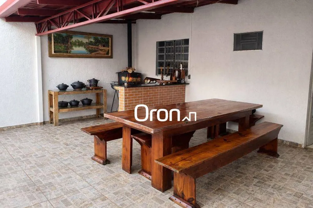 Casa, 4 quartos, 129 m² - Foto 2