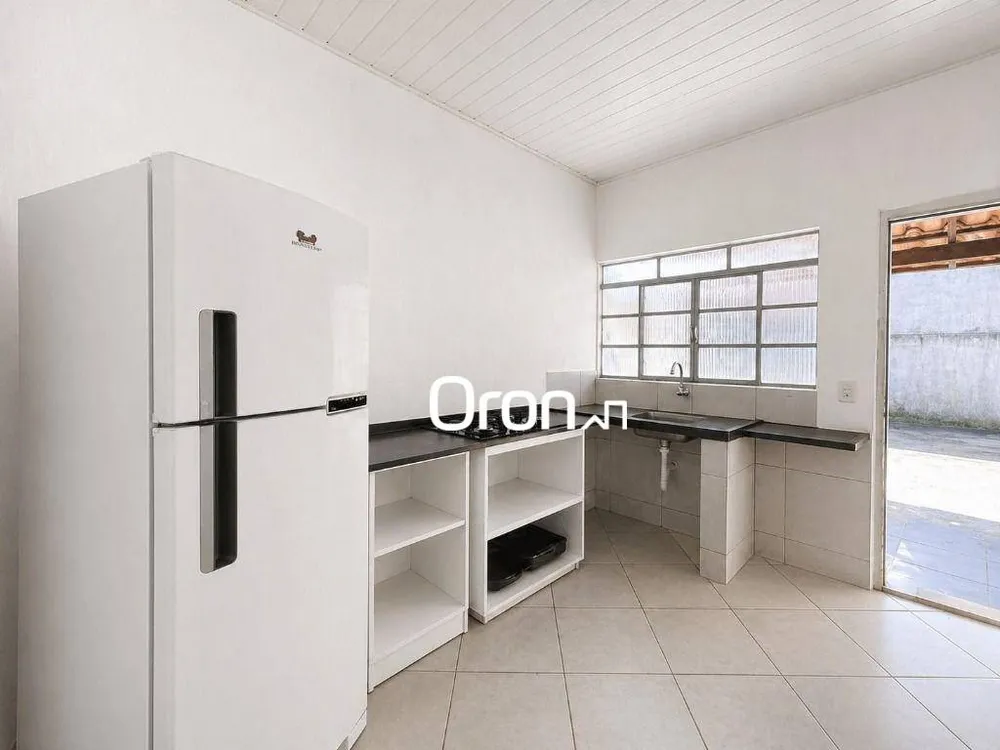 Casa, 2 quartos, 100 m² - Foto 2