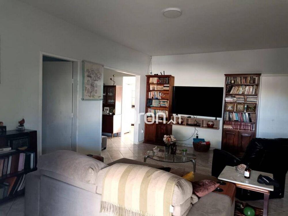 Casa, 4 quartos, 236 m² - Foto 2