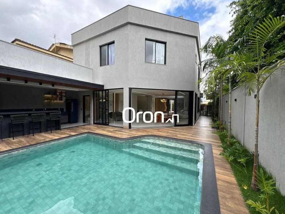 Sobrado, 3 quartos, 286 m² - Foto 1