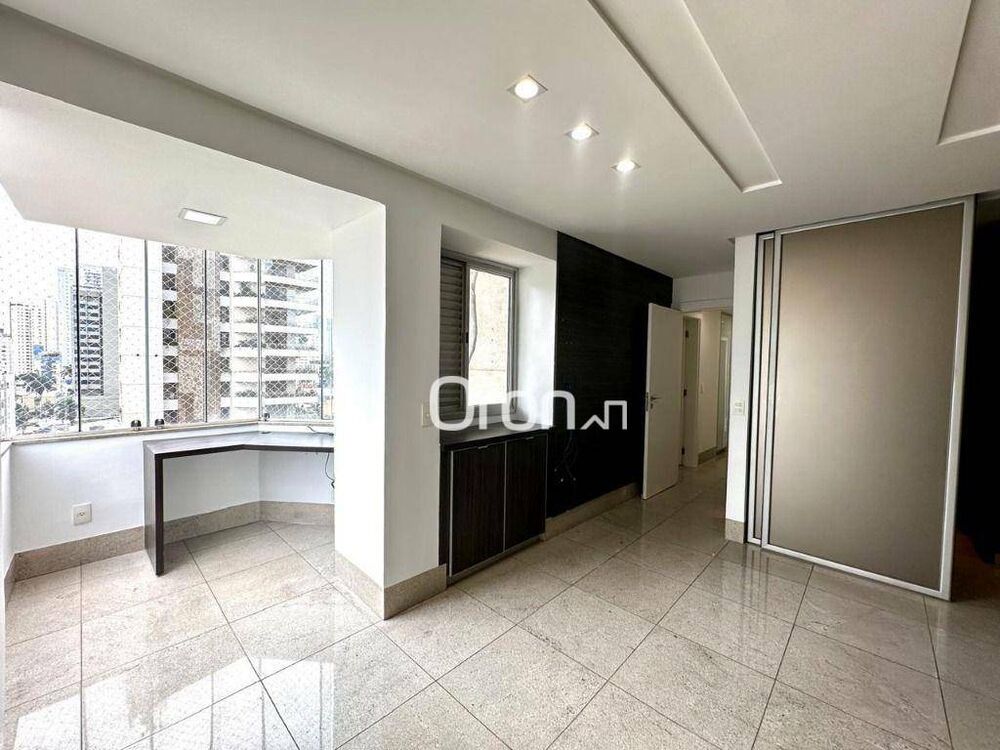 Cobertura à venda com 5 quartos, 360m² - Foto 1