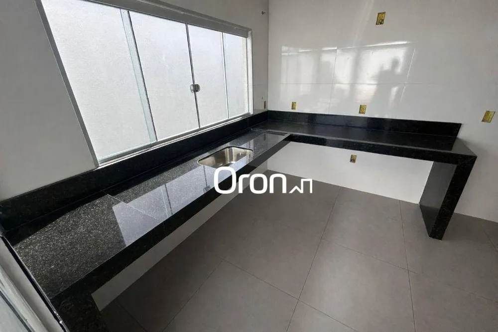 Casa, 3 quartos, 135 m² - Foto 2