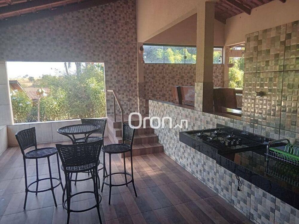 Chácara, 2 quartos, 1500 m² - Foto 2