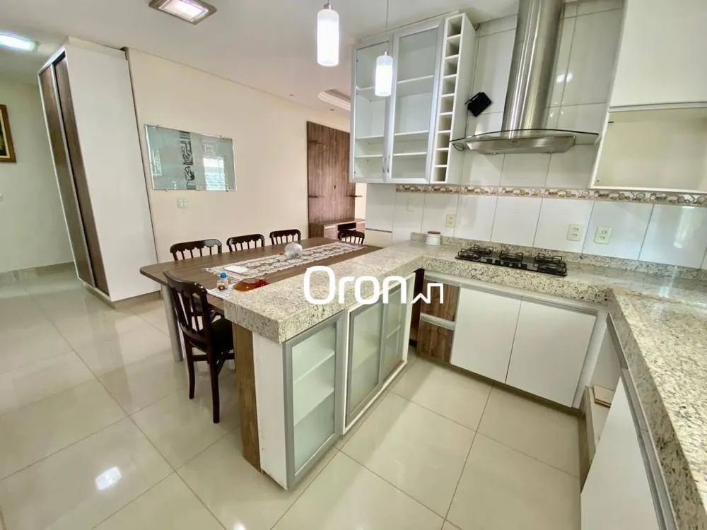 Sobrado, 4 quartos, 339 m² - Foto 11