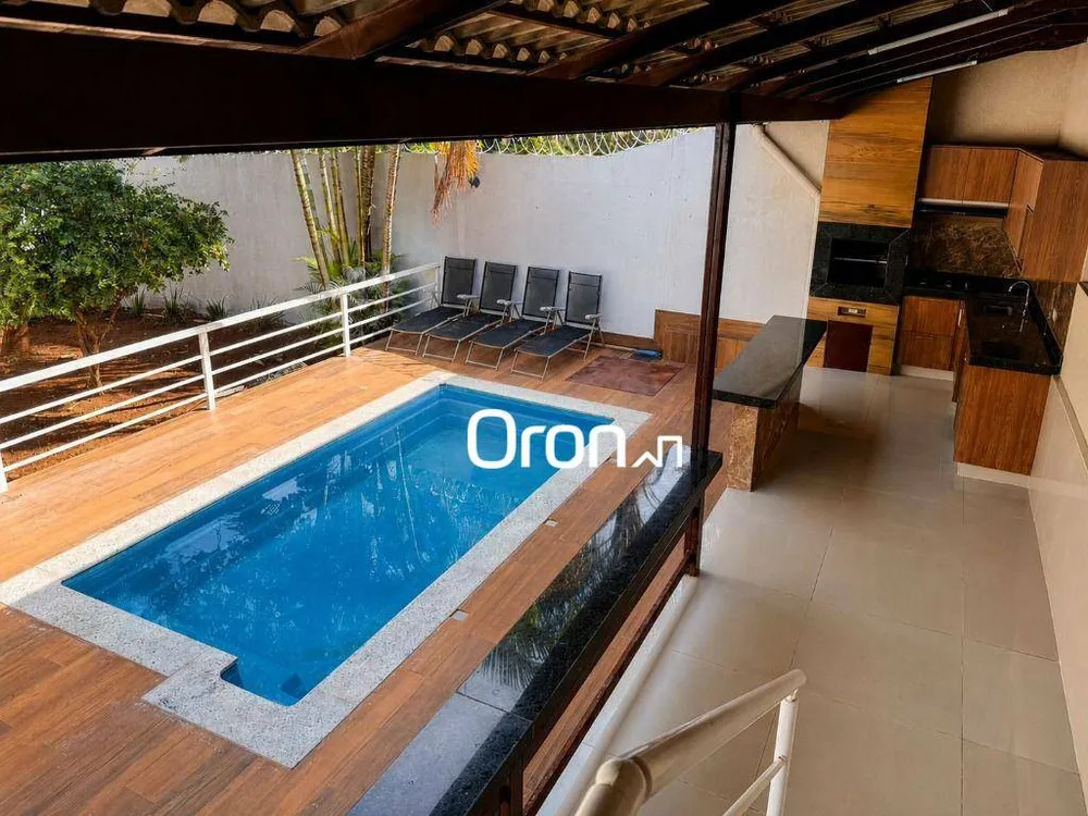 Casa, 3 quartos, 200 m² - Foto 2