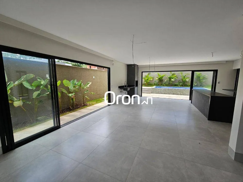 Sobrado, 4 quartos, 213 m² - Foto 2