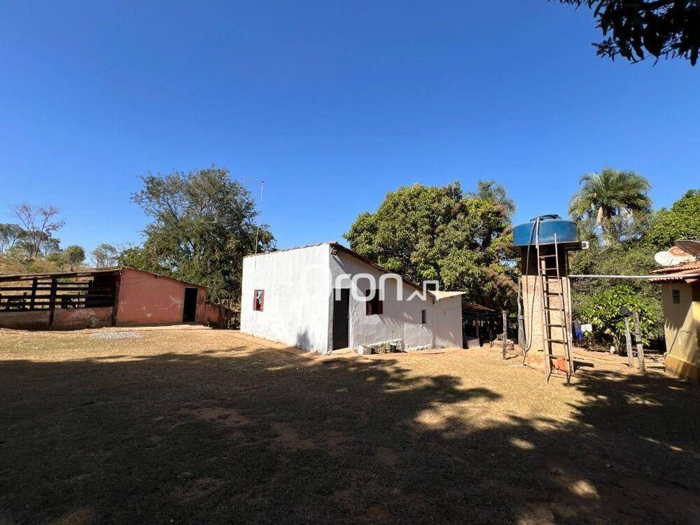 Chácara à venda com 5 quartos, 300m² - Foto 6