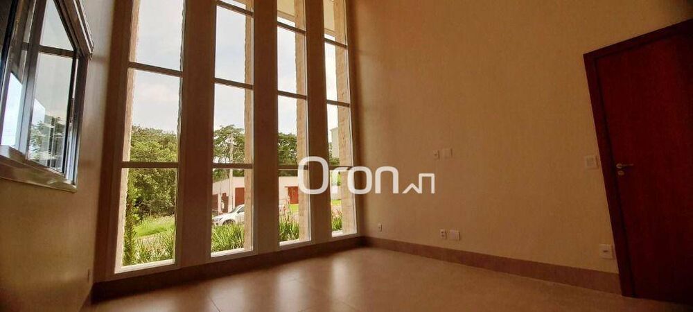Casa de Condomínio à venda com 4 quartos, 387m² - Foto 4