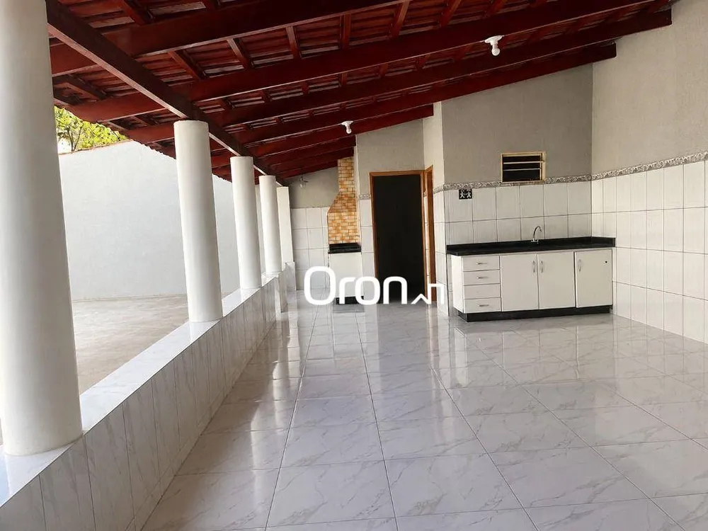 Casa, 4 quartos, 250 m² - Foto 4