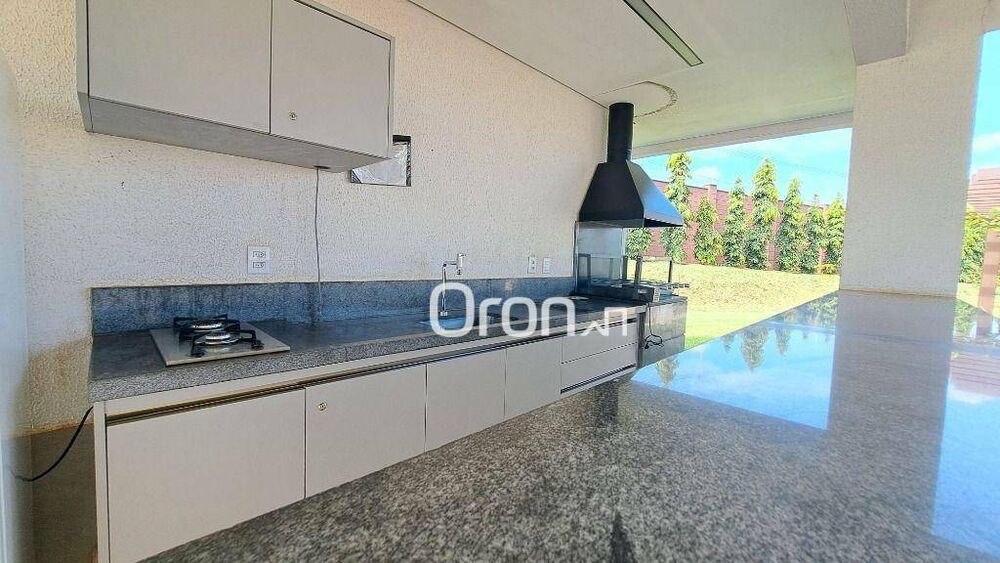 Loteamento e Condomínio, 420 m² - Foto 1