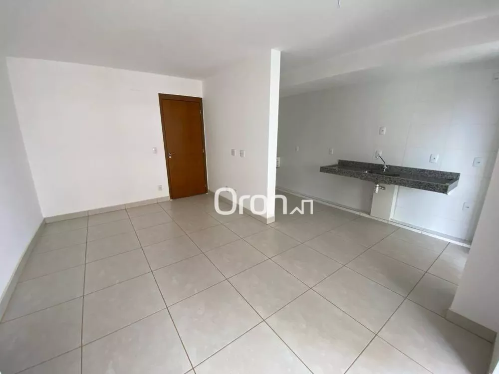 Apartamento à venda com 3 quartos, 74m² - Foto 2