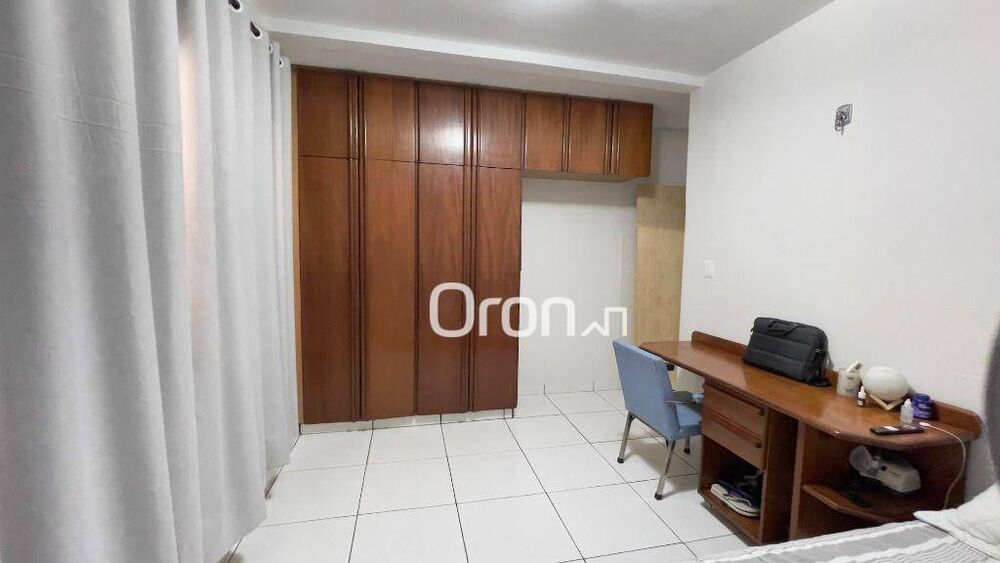 Casa, 3 quartos, 225 m² - Foto 2