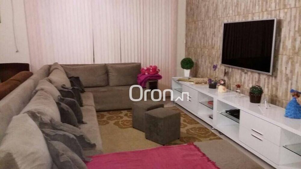 Apartamento à venda com 4 quartos, 266m² - Foto 2