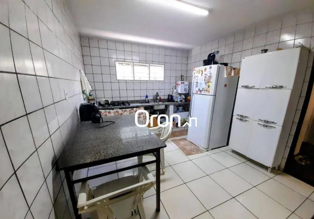 Casa, 6 quartos, 230 m² - Foto 4
