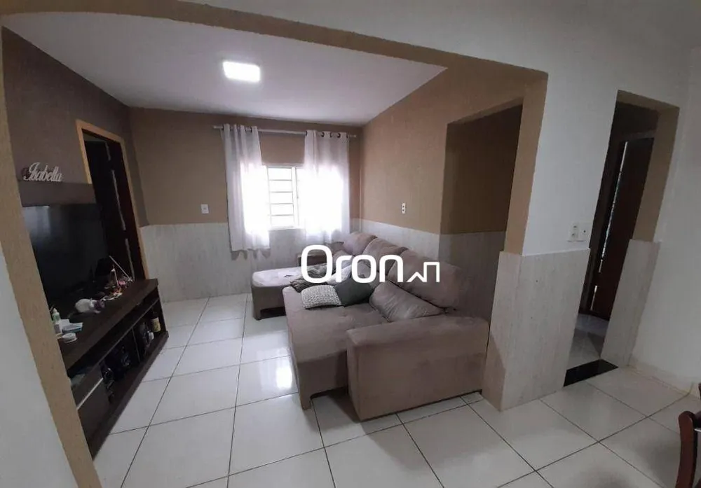 Casa, 6 quartos, 230 m² - Foto 2