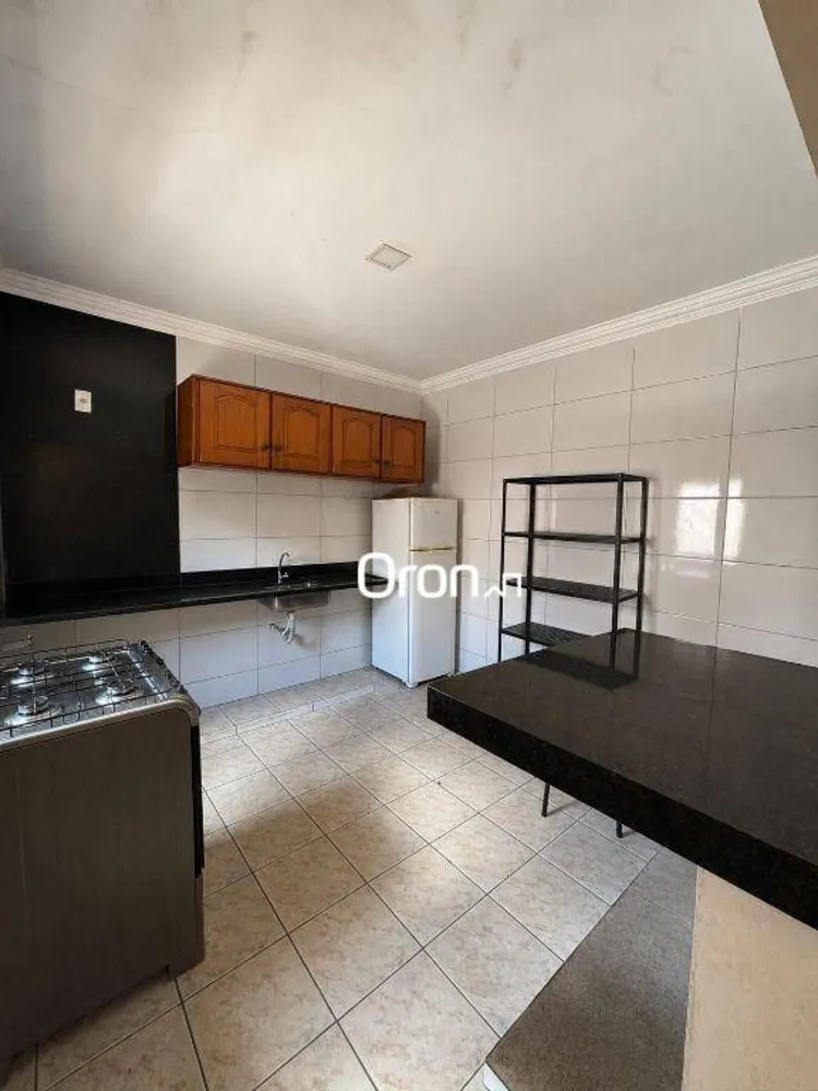 Casa, 5 quartos, 226 m² - Foto 3