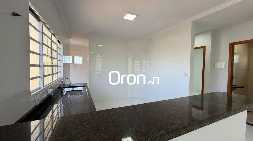 Sobrado, 3 quartos, 326 m² - Foto 4