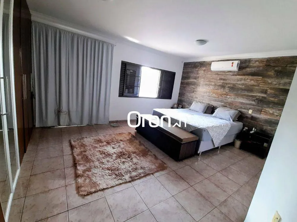 Sobrado, 4 quartos, 420 m² - Foto 4