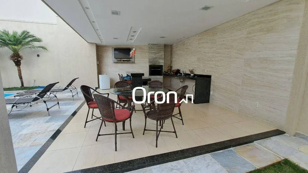 Casa, 3 quartos, 215 m² - Foto 9
