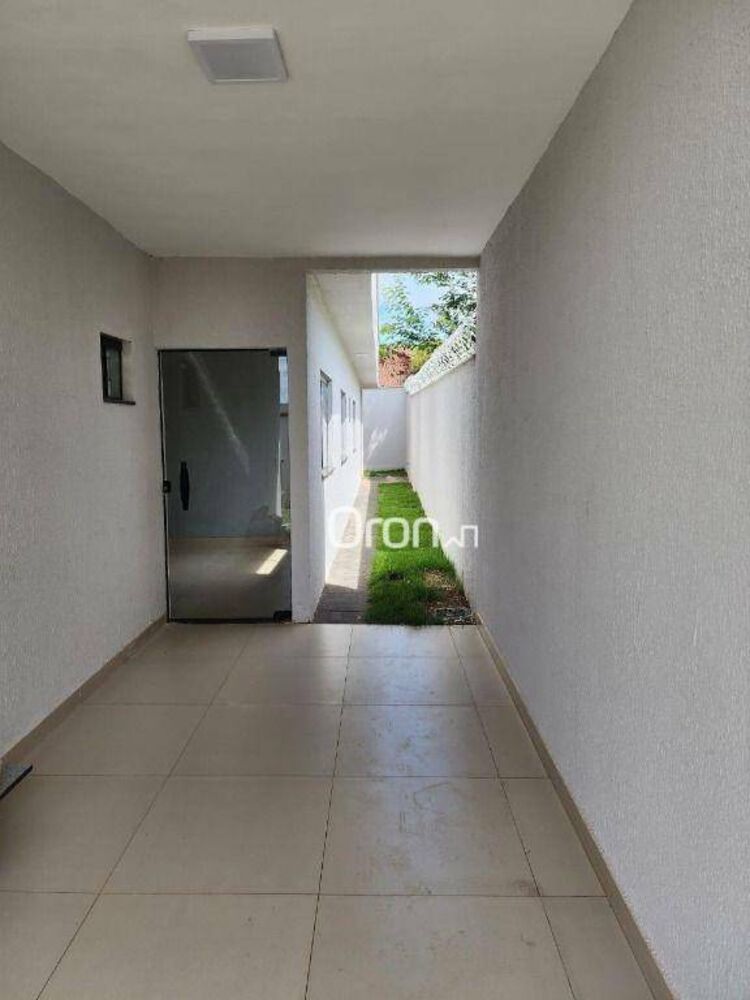 Casa à venda com 3 quartos, 108m² - Foto 4