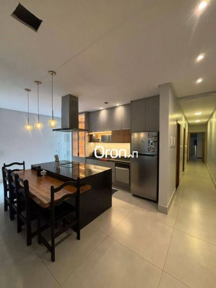 Casa, 3 quartos, 136 m² - Foto 4