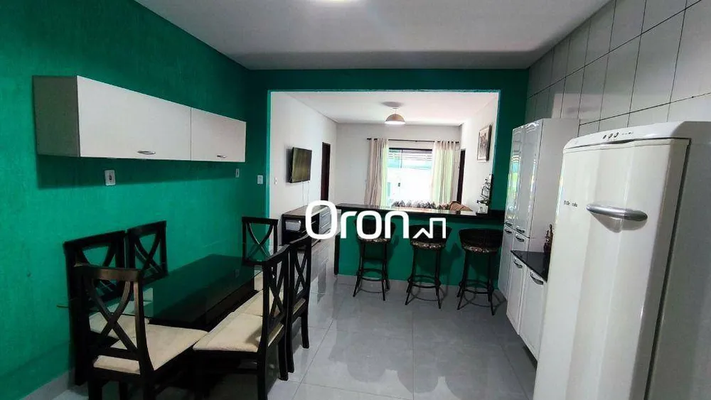 Casa, 4 quartos, 185 m² - Foto 2