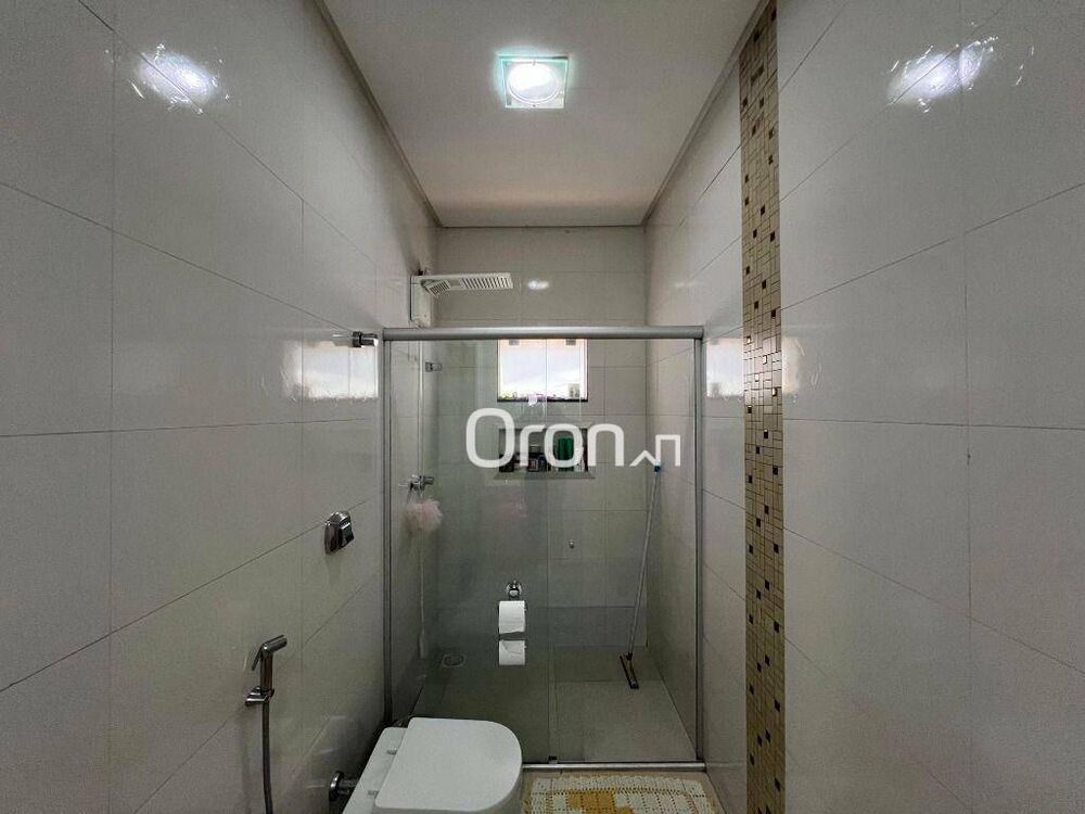 Casa, 3 quartos, 210 m² - Foto 11