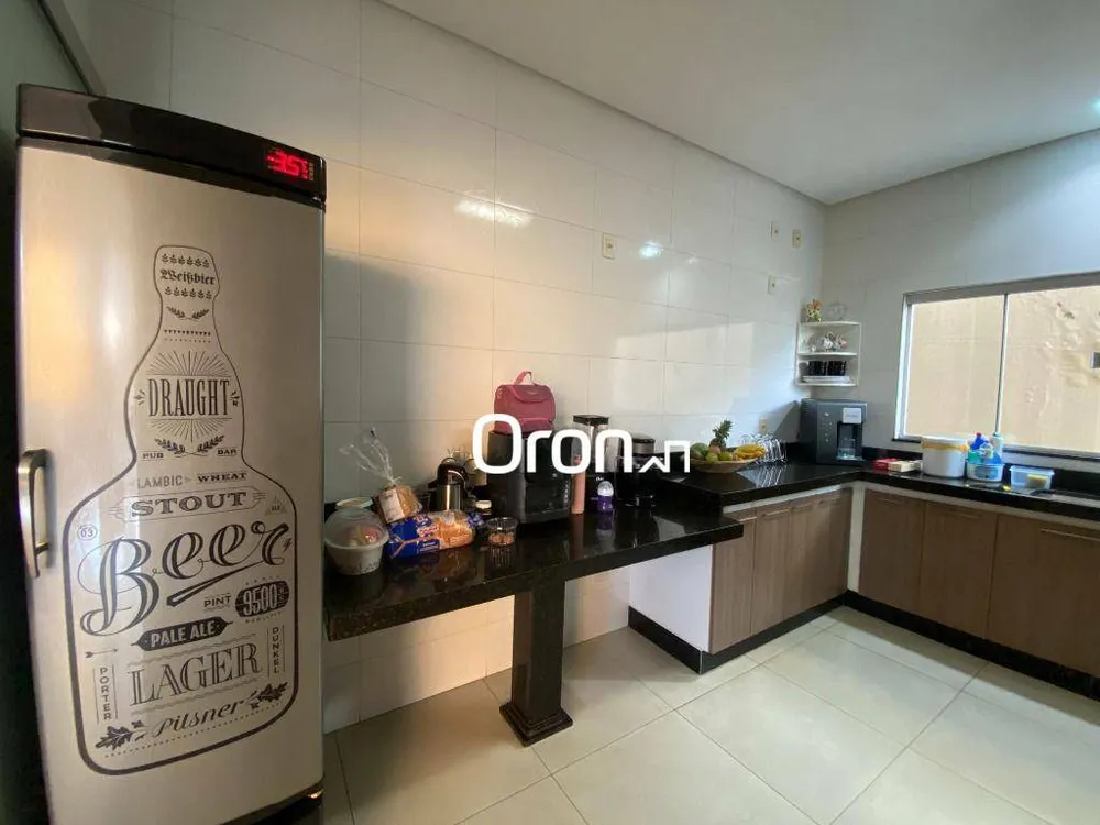 Casa, 3 quartos, 210 m² - Foto 14