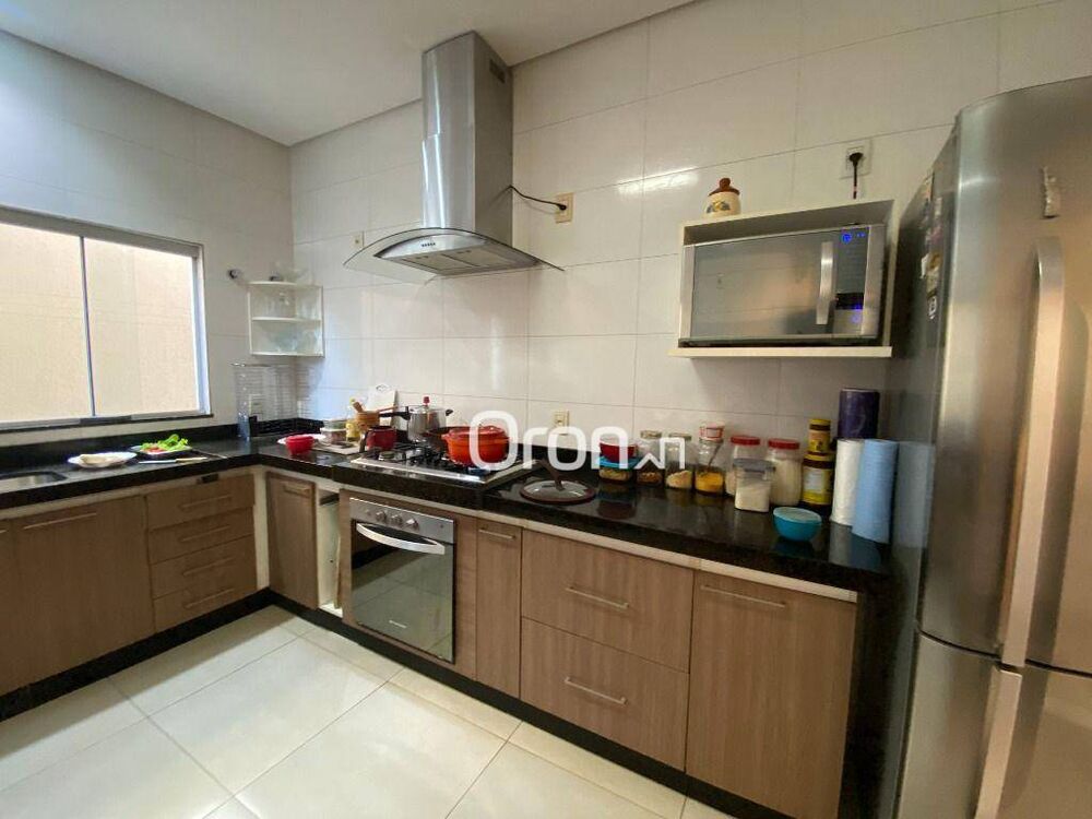 Casa, 3 quartos, 210 m² - Foto 7