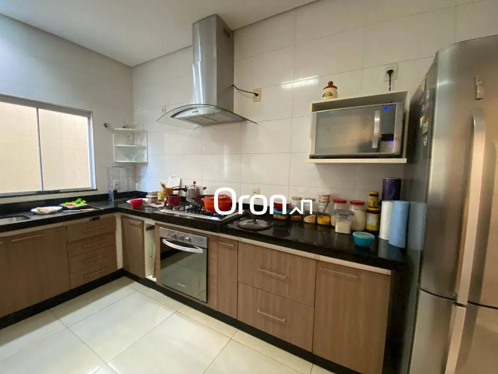 Casa, 3 quartos, 210 m² - Foto 15