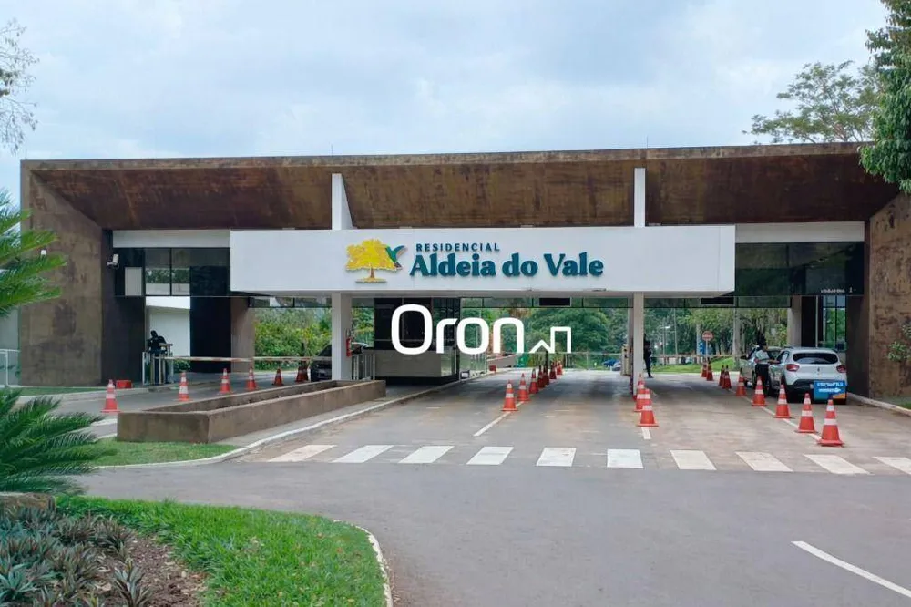 Loteamento e Condomínio, 2300 m² - Foto 1