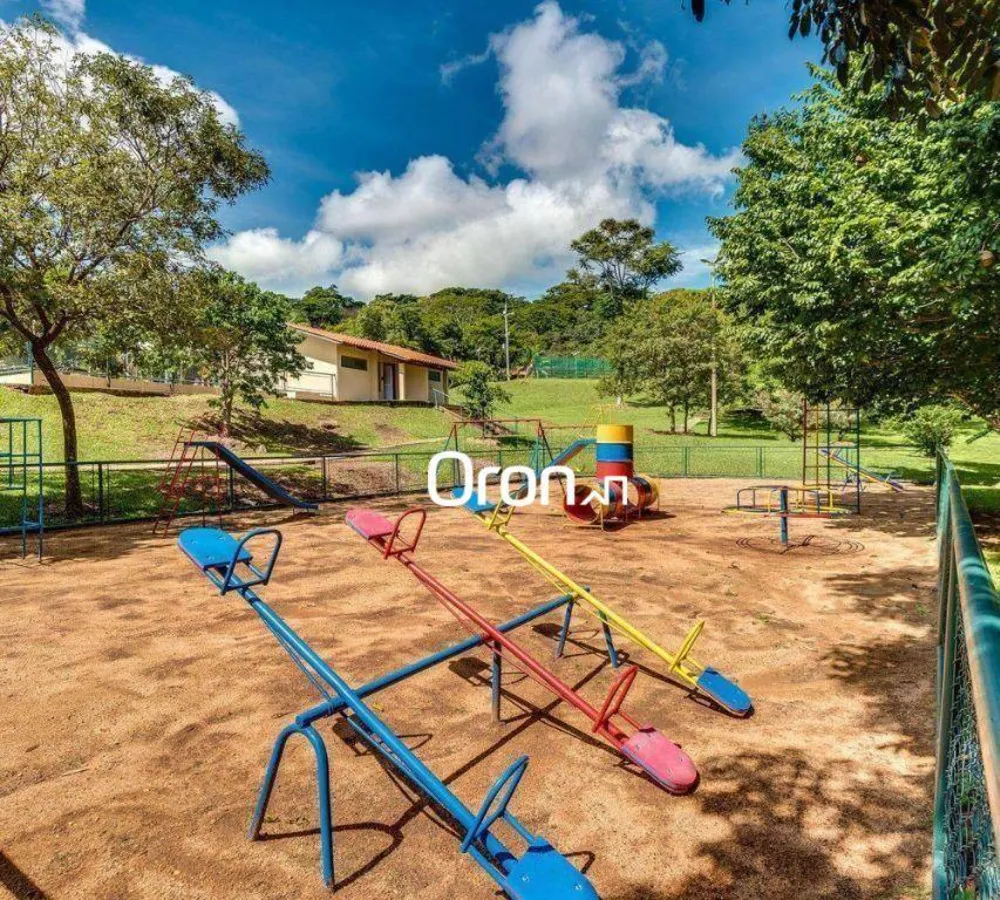 Loteamento e Condomínio, 2300 m² - Foto 2