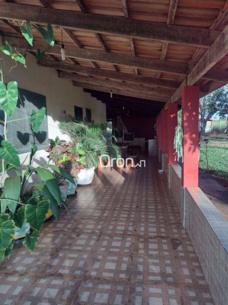 Chácara à venda com 2 quartos, 300m² - Foto 4
