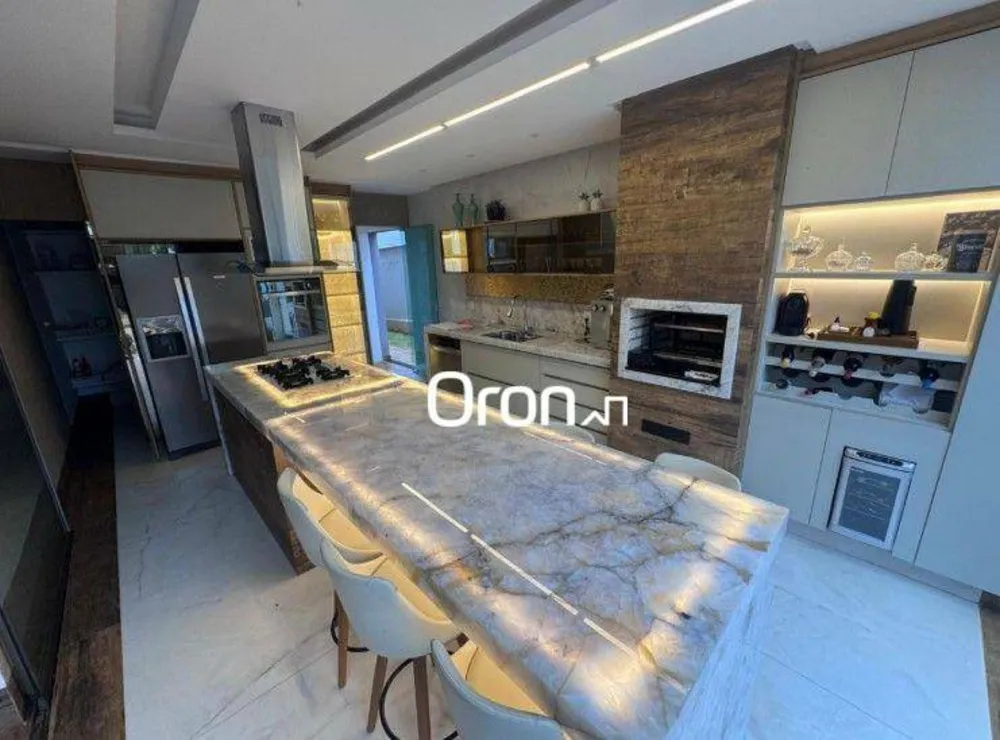 Sobrado, 3 quartos, 338 m² - Foto 4