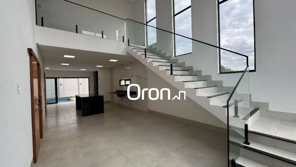 Sobrado, 4 quartos, 201 m² - Foto 1