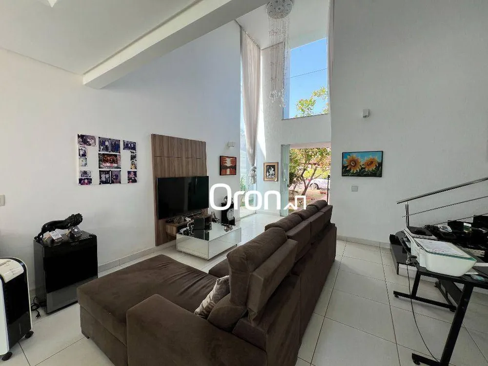Sobrado, 3 quartos, 324 m² - Foto 3