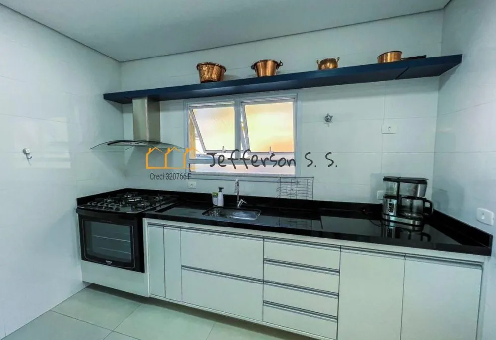 Casa, 3 quartos, 221 m² - Foto 4