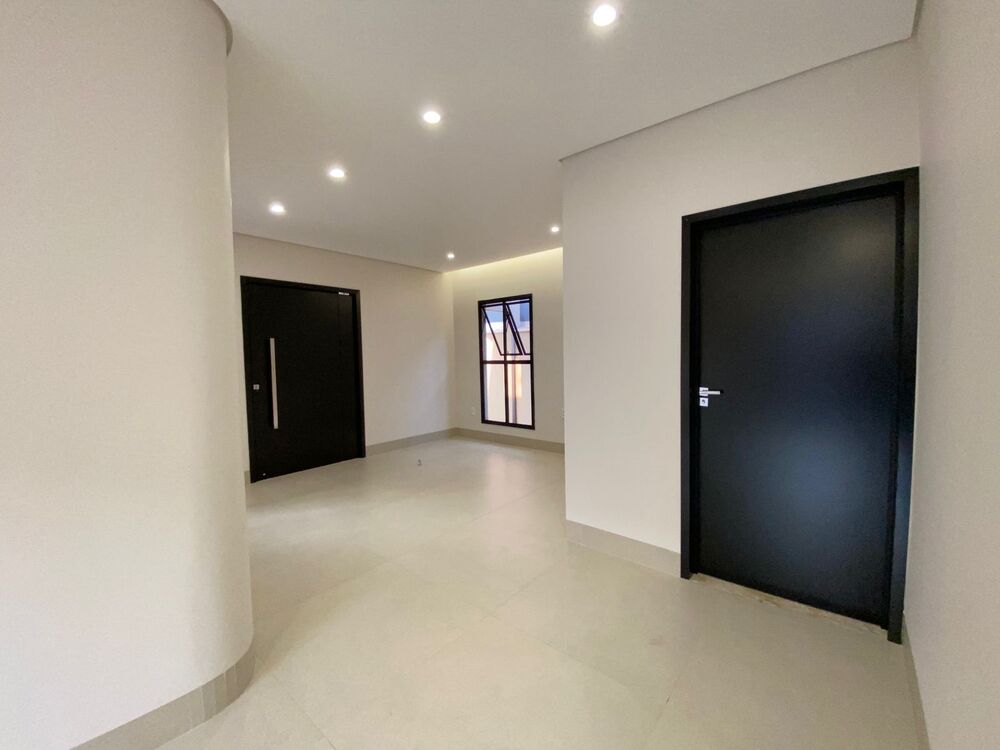 Casa à venda com 3 quartos, 240m² - Foto 10