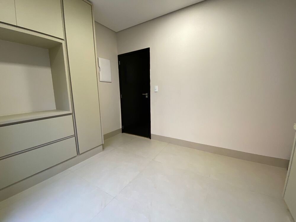 Casa à venda com 3 quartos, 240m² - Foto 6