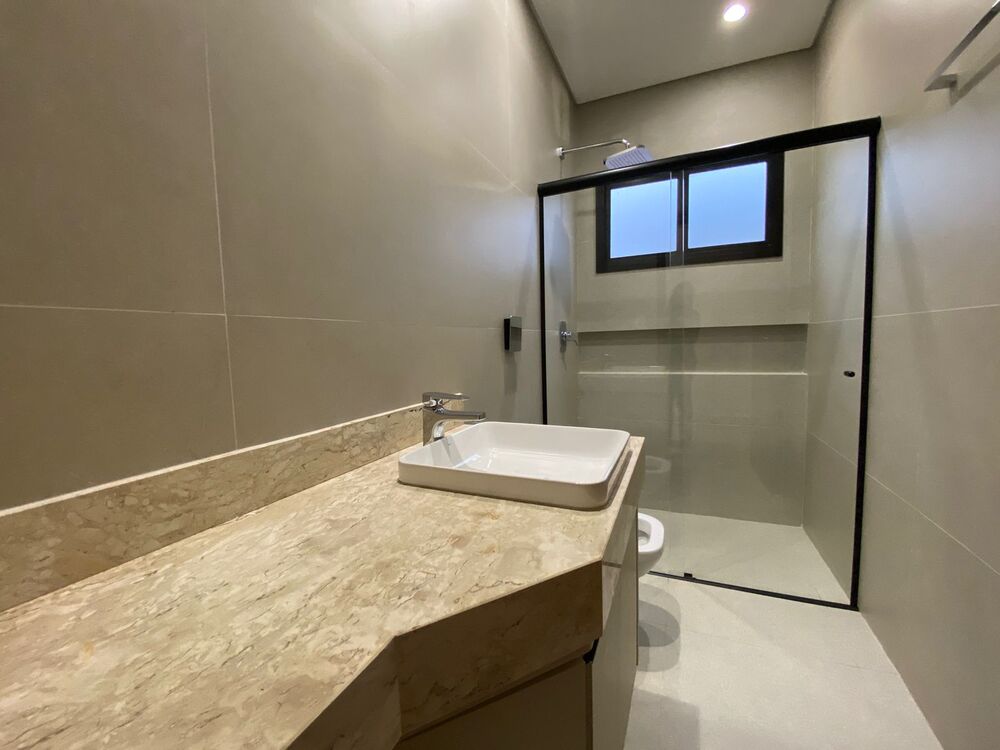 Casa à venda com 3 quartos, 240m² - Foto 4