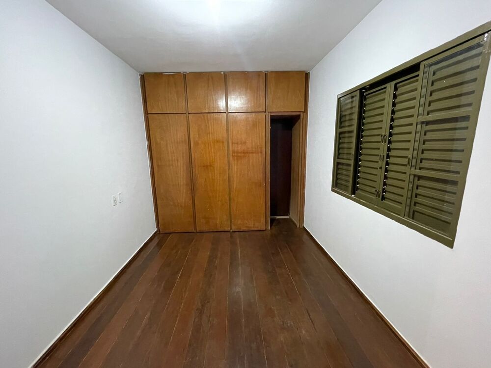 Casa à venda com 4 quartos, 135m² - Foto 10