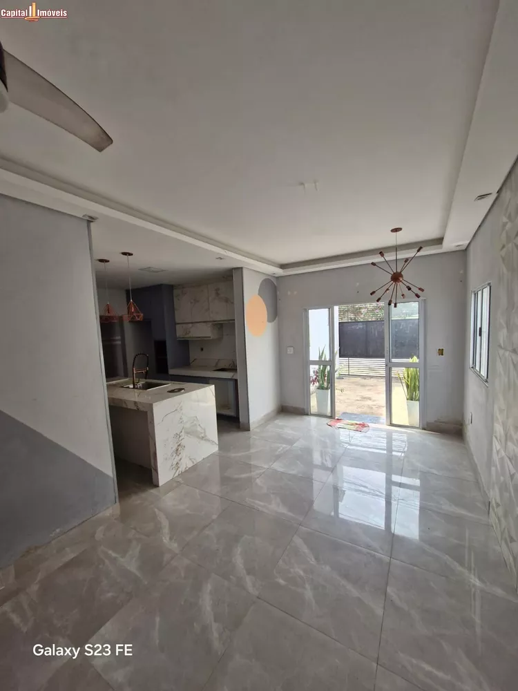 Casa à venda com 3 quartos, 300m² - Foto 4