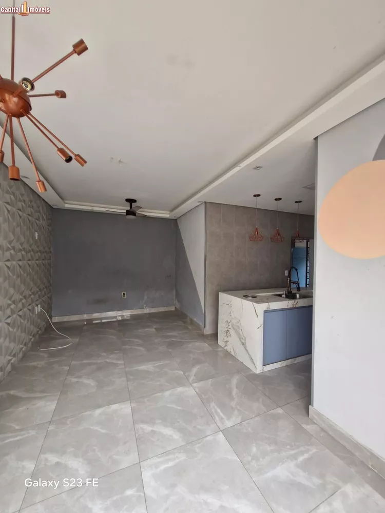 Casa à venda com 3 quartos, 300m² - Foto 3