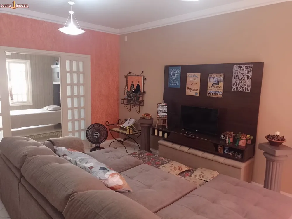 Casa, 3 quartos, 199 m² - Foto 3