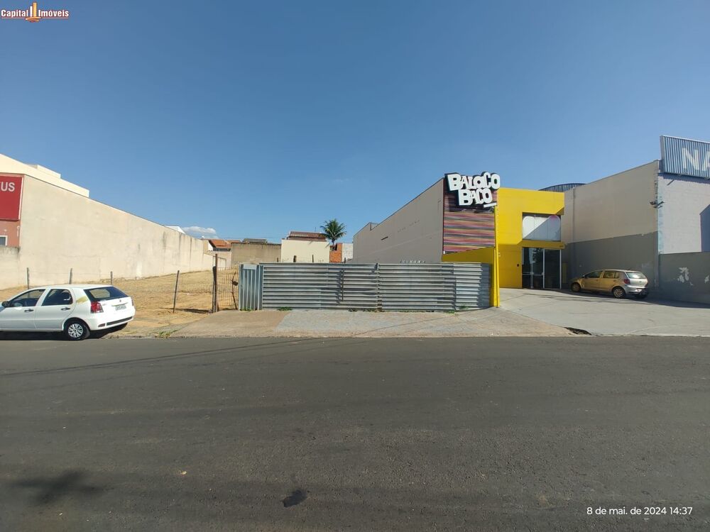 Loteamento e Condomínio, 603 m² - Foto 1