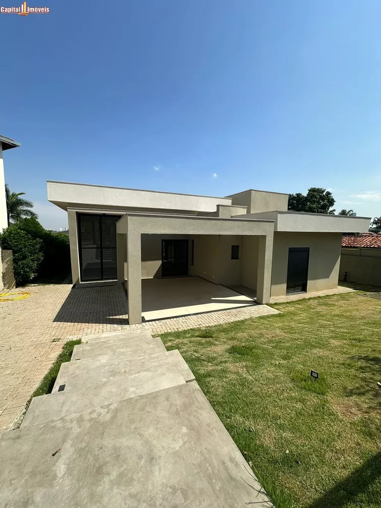 Chácara à venda com 4 quartos, 1000m² - Foto 1