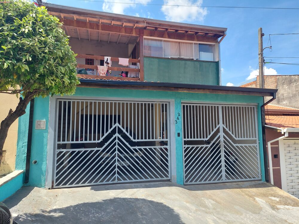 Casa à venda com 3 quartos - Foto 1