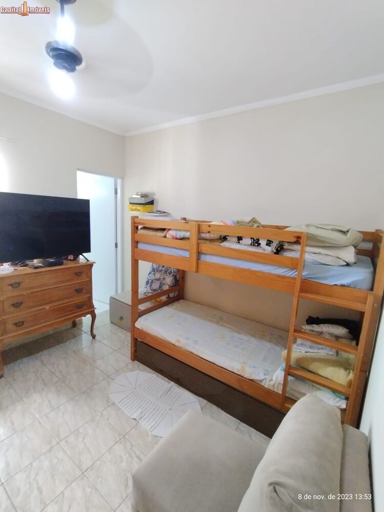 Casa à venda com 2 quartos, 130m² - Foto 4