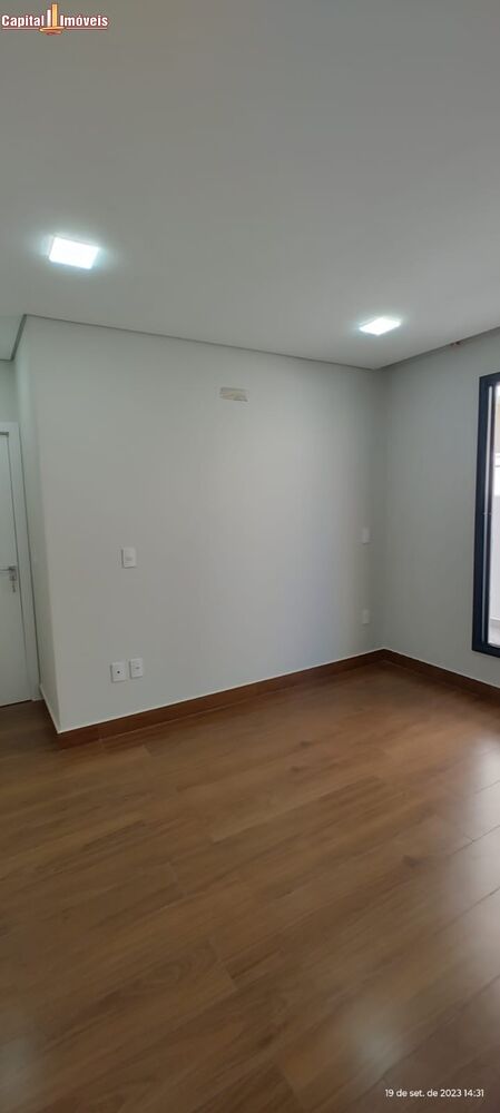 Casa, 3 quartos, 240 m² - Foto 3